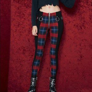 Current Mood twisted vision split plaid leggings